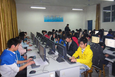 宜賓縣柳加職業(yè)中學校 動漫設計與開發(fā)專業(yè)的特色與前景